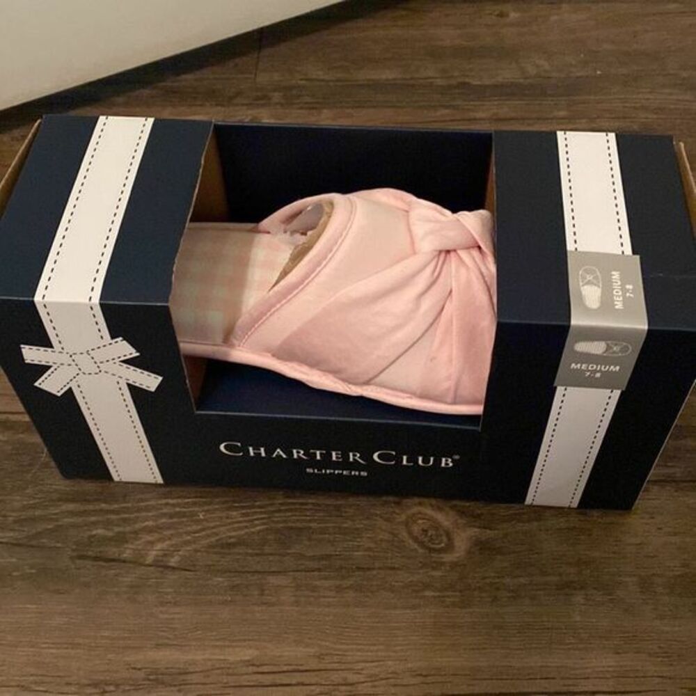 🛍️ NWT Charter Club Pink Slippers size 7/8 medium